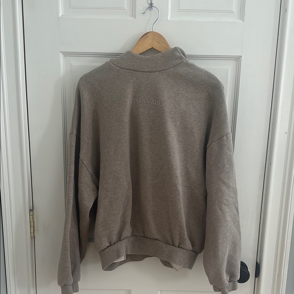 Fear of God Essentials Sweatshirt
